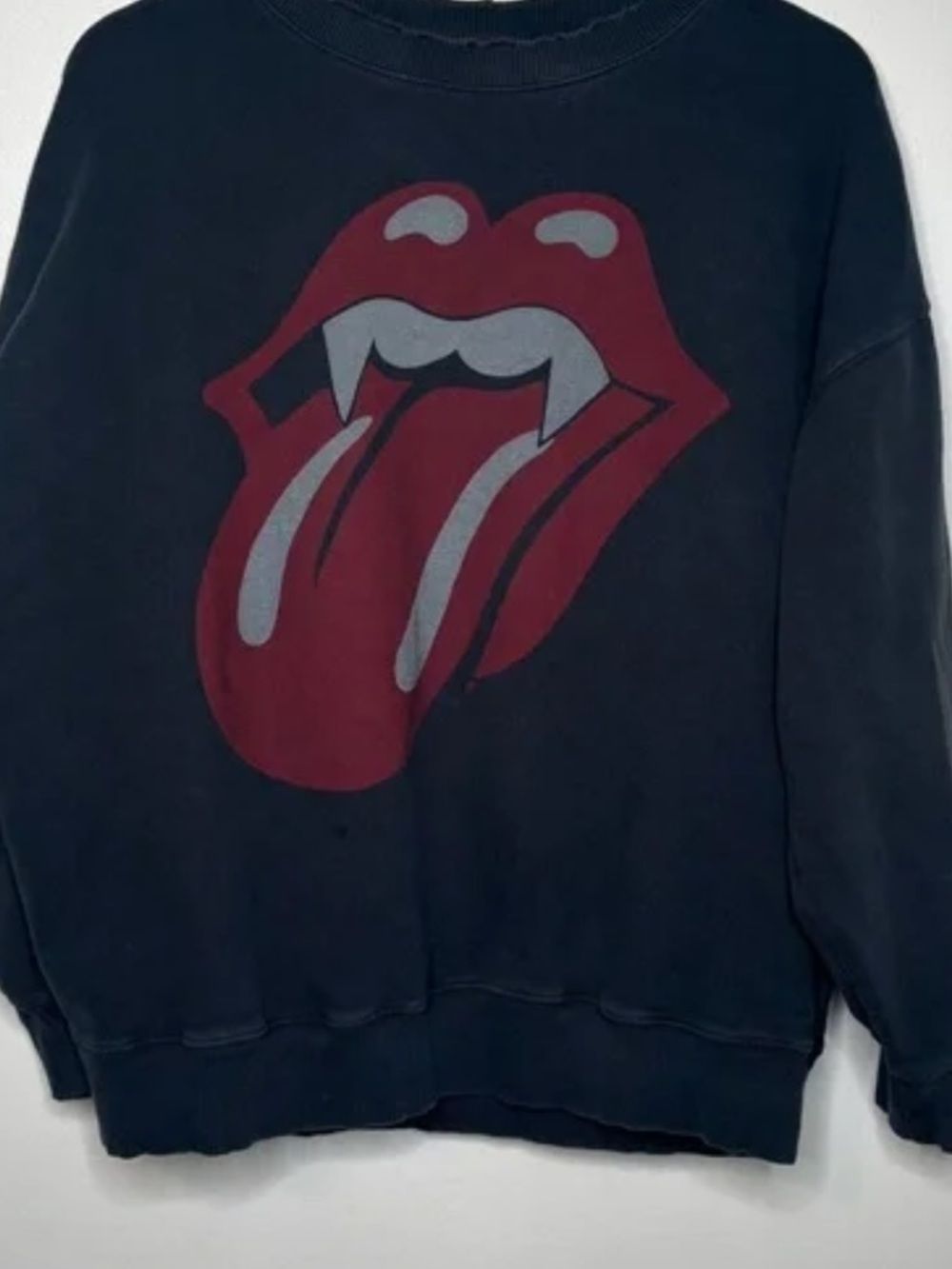 American Eagle Vampire Fang  The Rolling Stones Sweatshirt